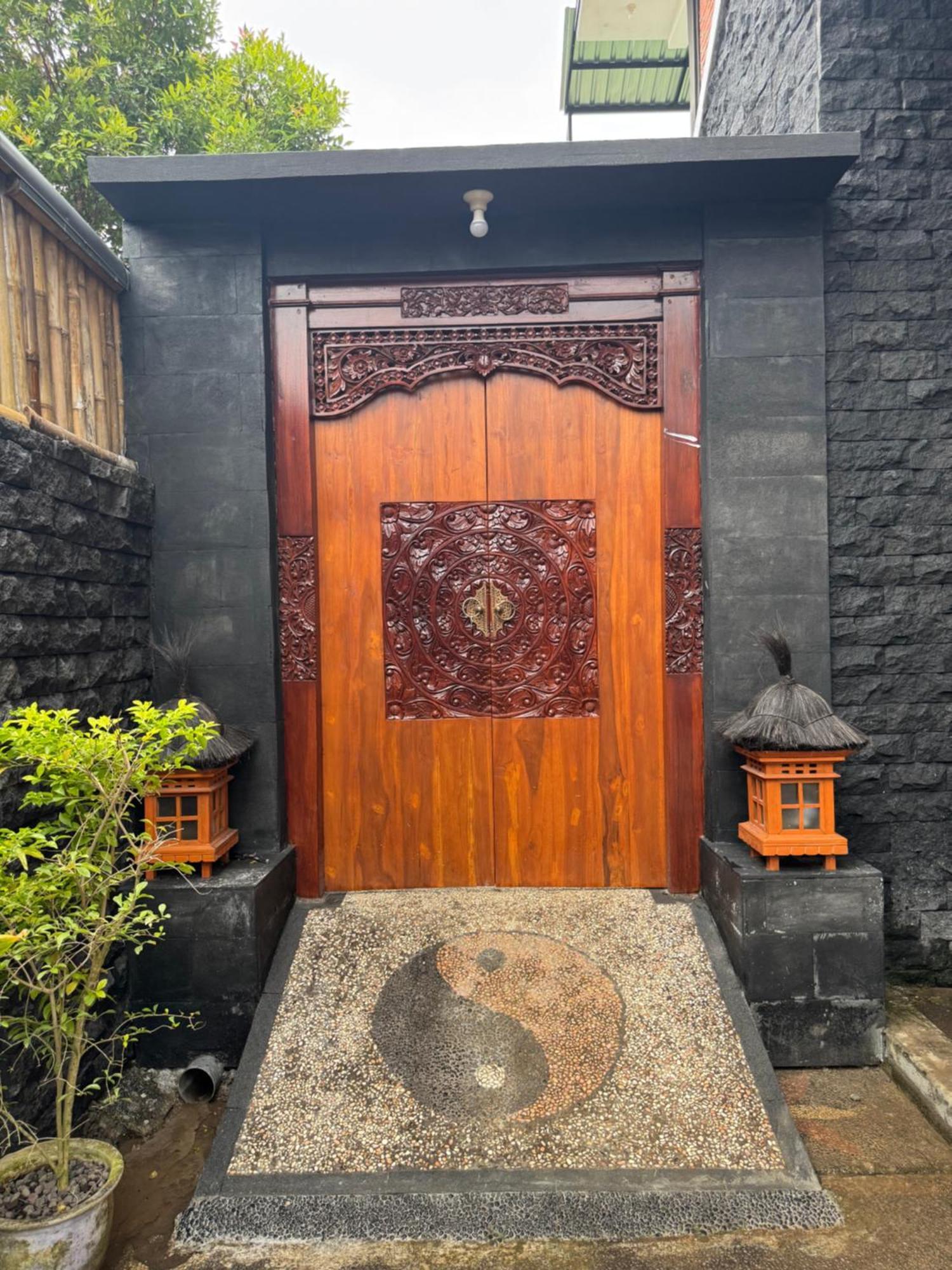 Murni'S House Lovina Exterior foto
