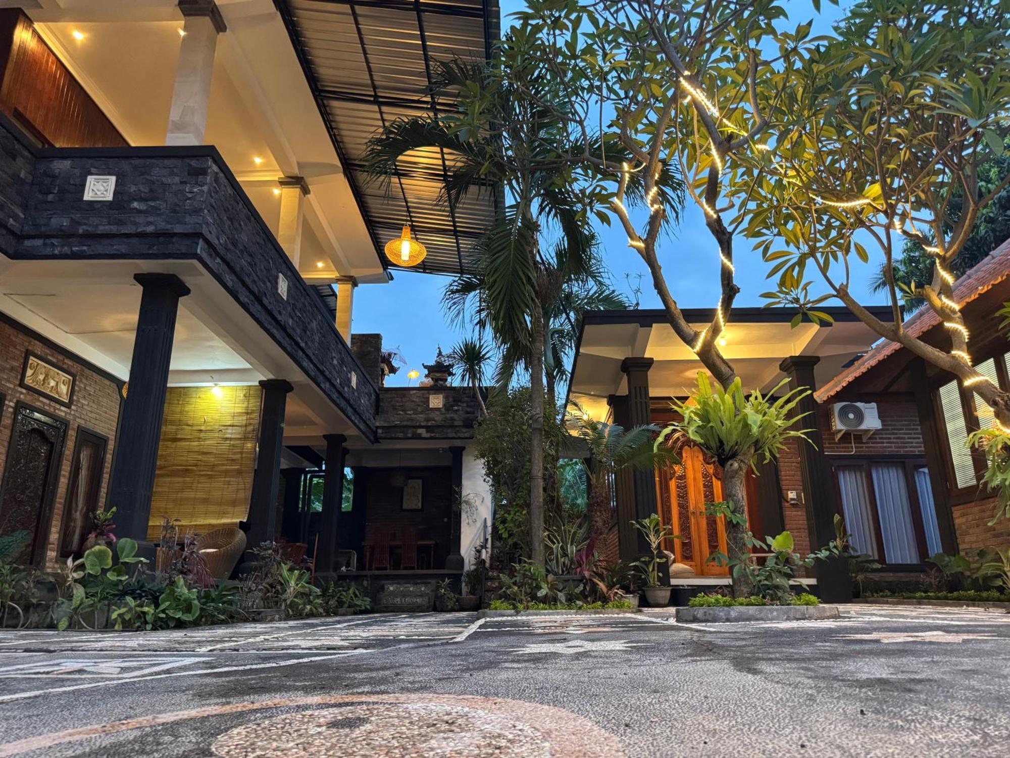 Murni'S House Lovina Exterior foto