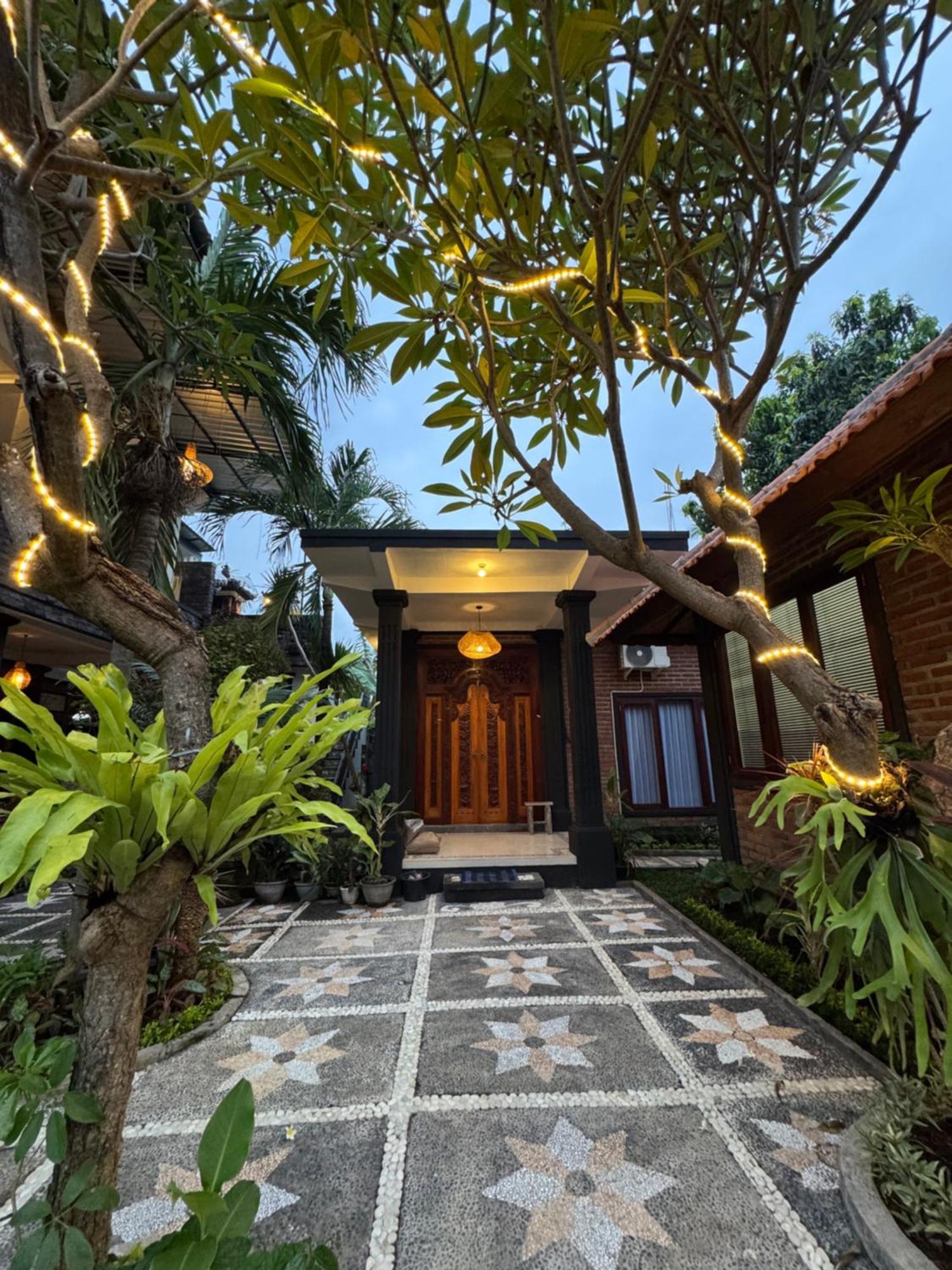 Murni'S House Lovina Exterior foto